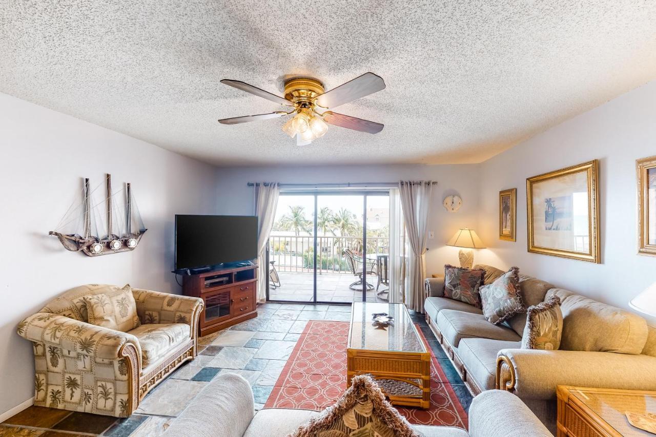 Reef Club 304 Apartment Clearwater Beach Exterior photo