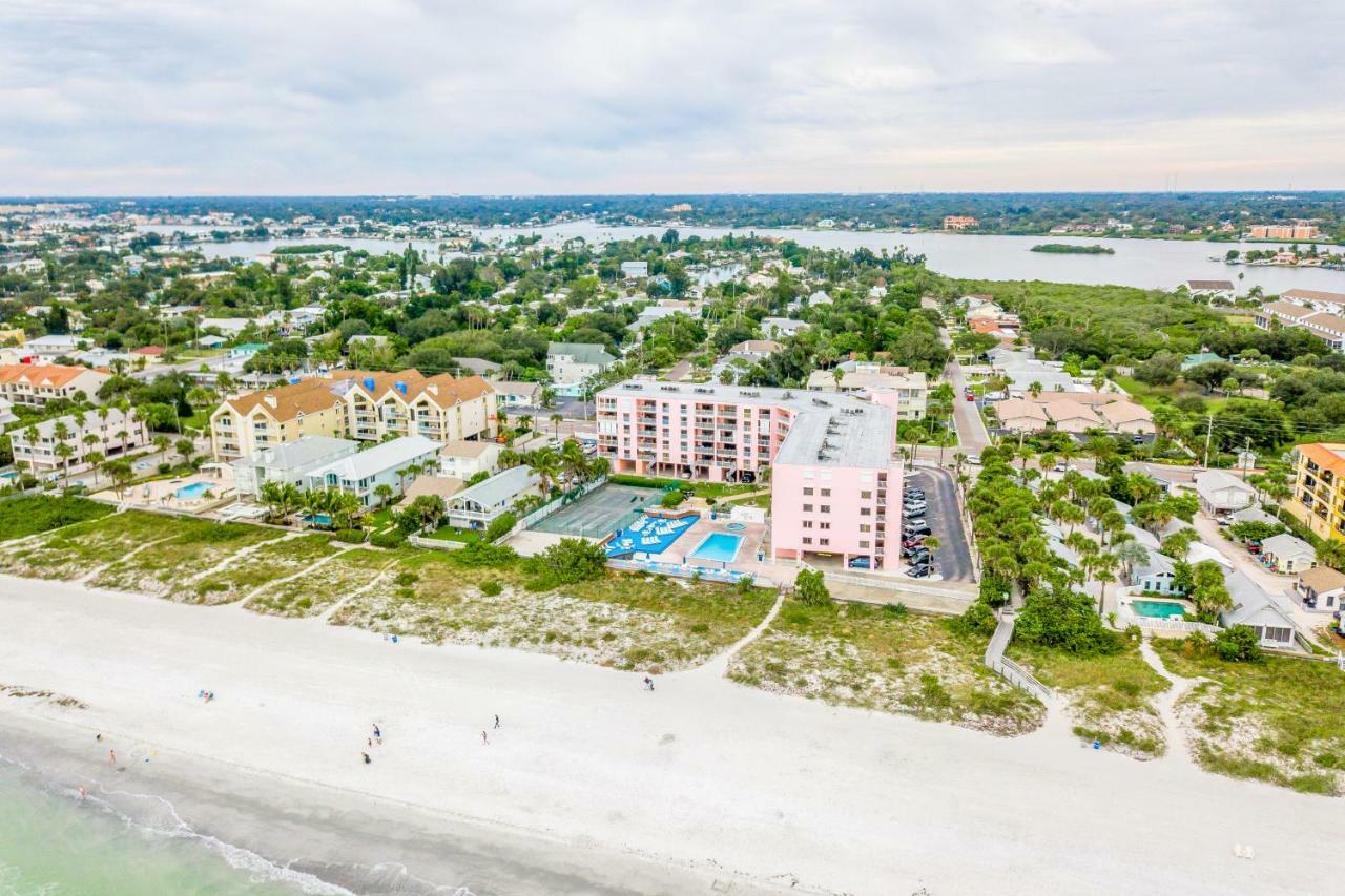 Reef Club 304 Apartment Clearwater Beach Exterior photo